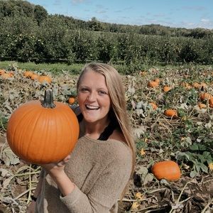 Meet your Posher, Taryn